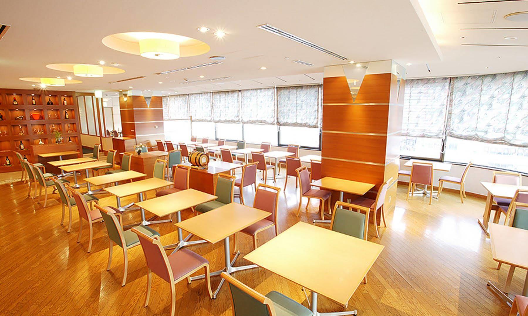 Hotel Granvia Wakayama Ngoại thất bức ảnh The lounge at Osaka International Airport